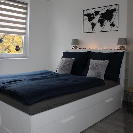 Izzy Apartament Lejlighed Miskolc Eksteriør billede